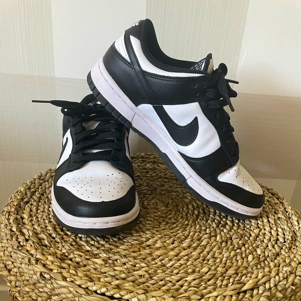 Nike Dunk Low - White/White/Black